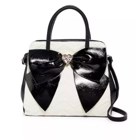 BETSEY JOHNSON handbag/ oversized satchel NWT - Picture 1 of 8